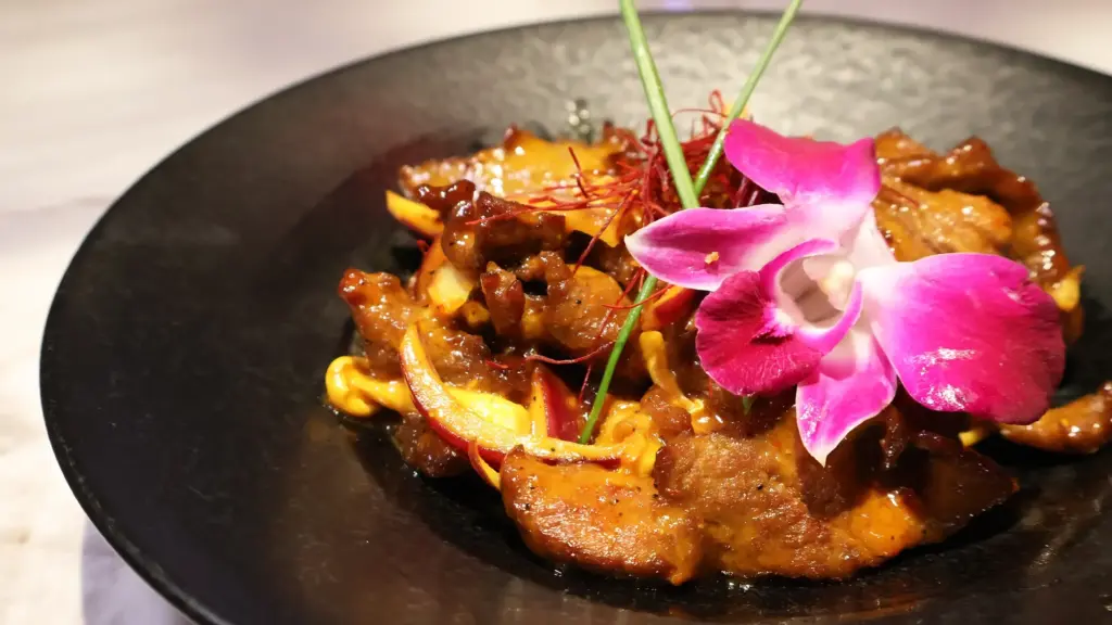 fillet steak in Mongolian sauce